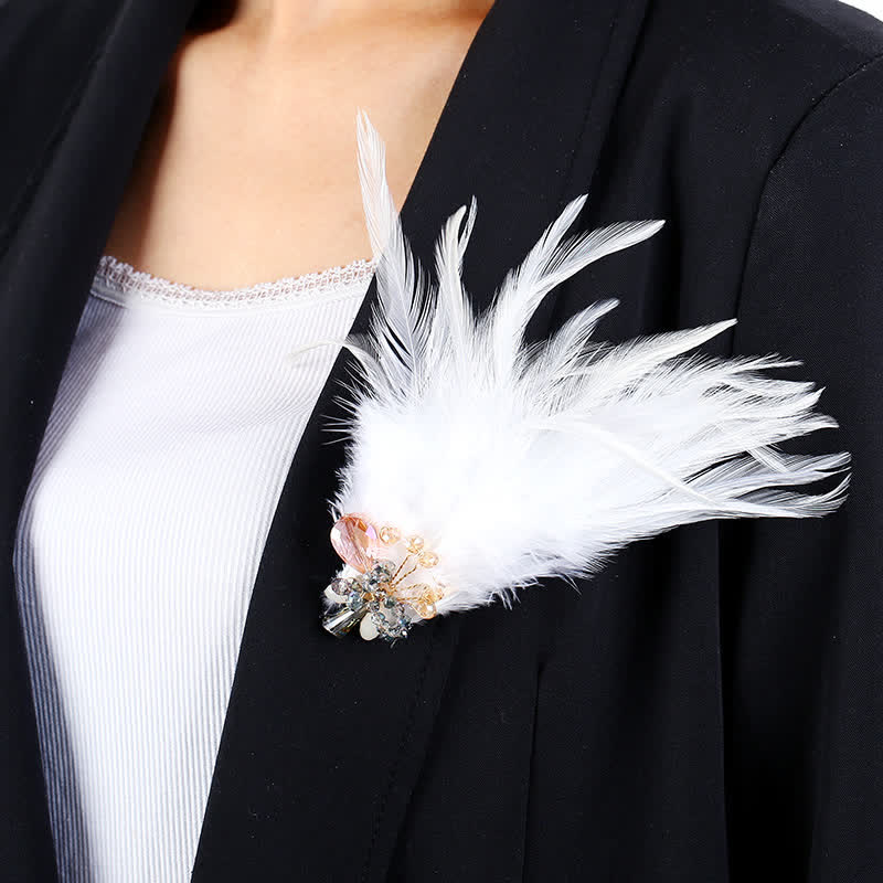 Women's Luxury Crystal Branch Snowflake Feather Brooch