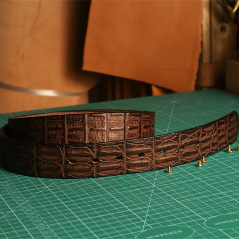 Men's Embossed Crocodile Skin Pattern Leather Belt