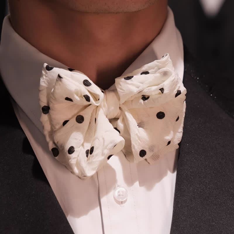 Men's Elegant Ivory Cute Polka Dots Bow Tie