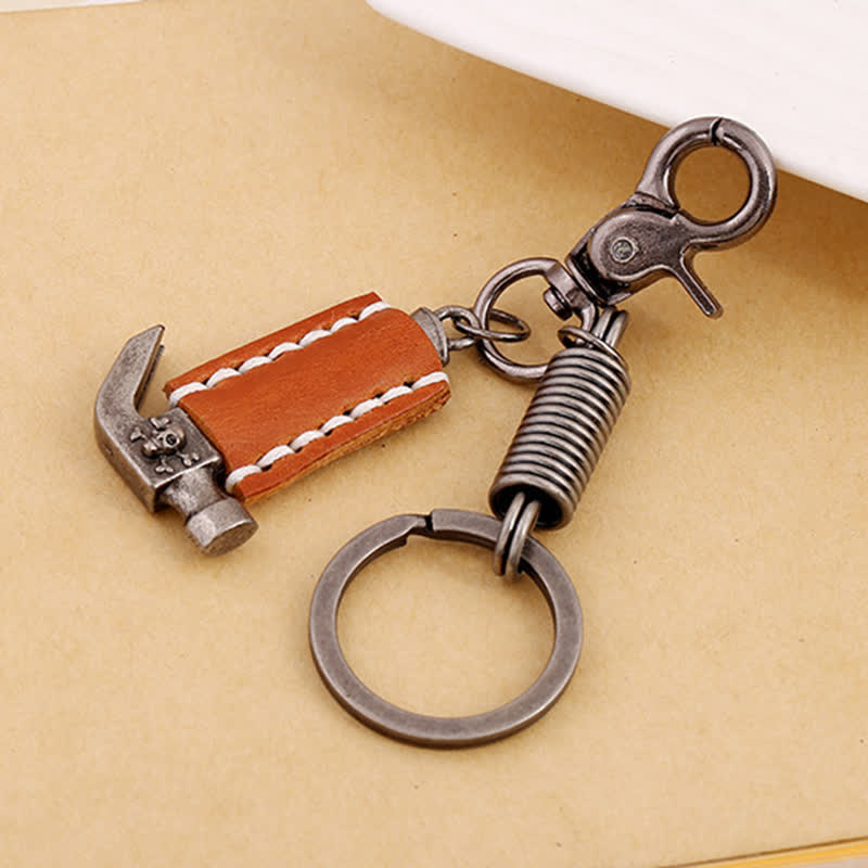 Street Style Hammer Carved Skull Leather Keychain