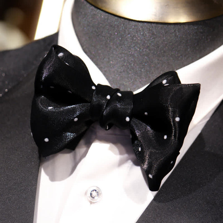 Men's Romantic Black & White Polka Dots Bow Tie