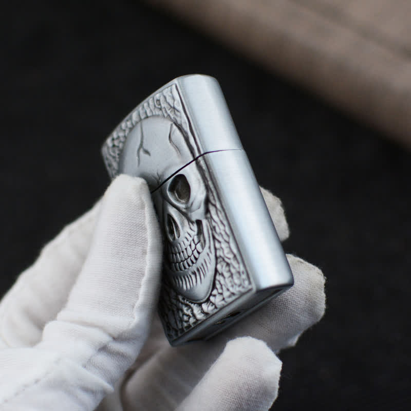 Large Skull Head Design Refillable Butane Lighter