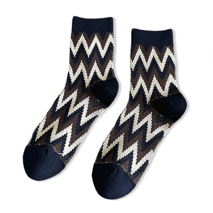 Funky Retro Zigzag Pattern Cotton Crew Socks