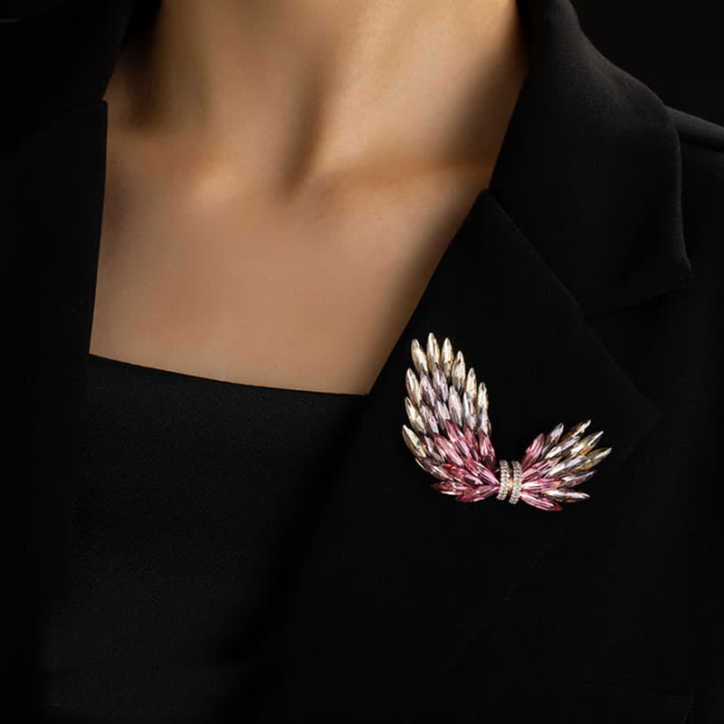 Women's Luxury Elegant Shiny Zircon Wings Brooch