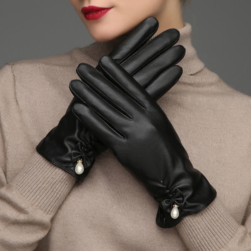 Women's Winter Velvet Pearl Leather Gloves