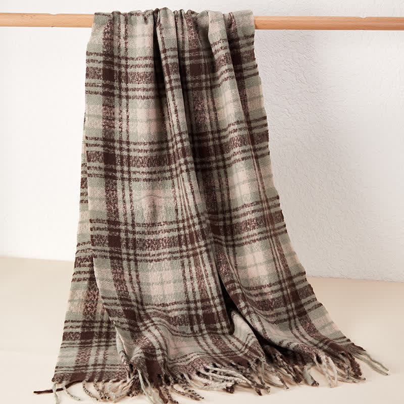 Unisex Luxury British Style Plaid Pattern Tassle Scarf