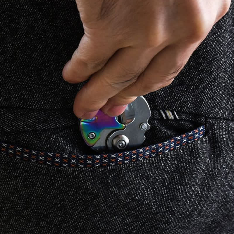 8 In 1 Multi-purpose Knife Scewdriver EDC Tool Keychain - image 5