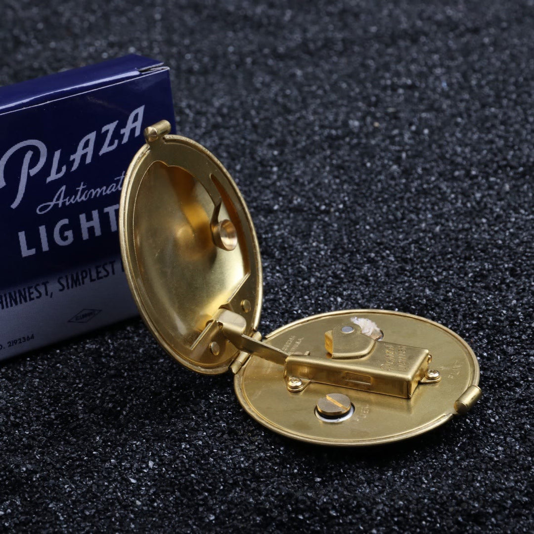 Creative Ladies Powder Box Refillable Kerosene Lighter - image 6