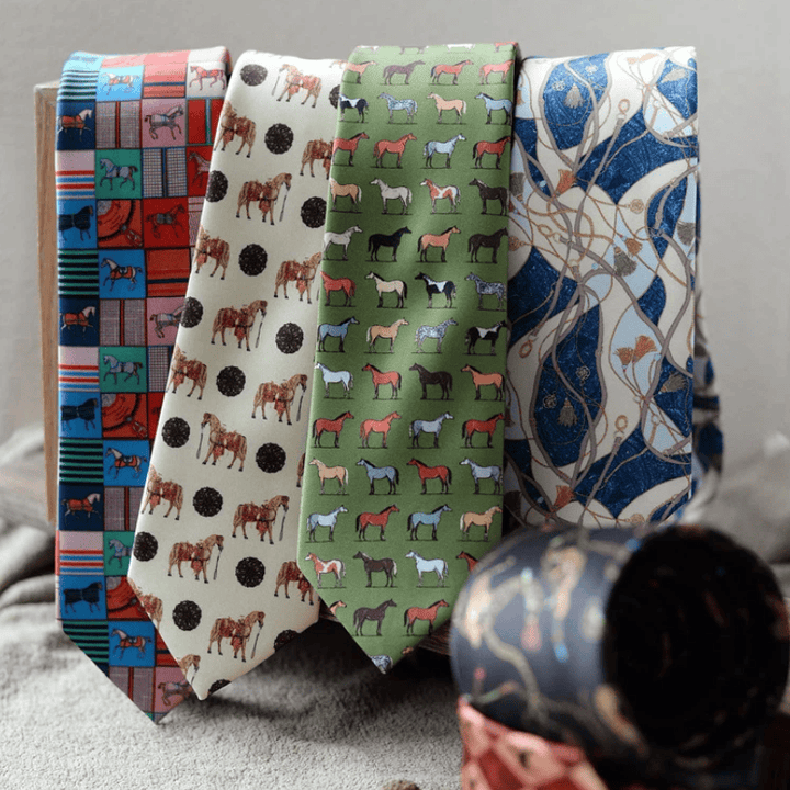 Men's Personalized Horse Printed Hand-Tie Green Necktie - image 0