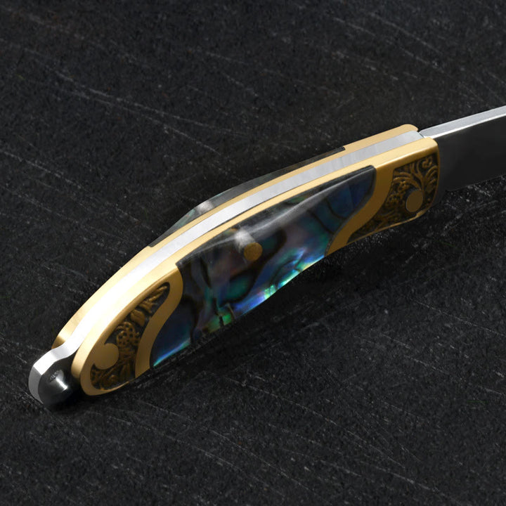 Retro Poker Pendant With Shell Texture Folding Knife Keychain - image 6