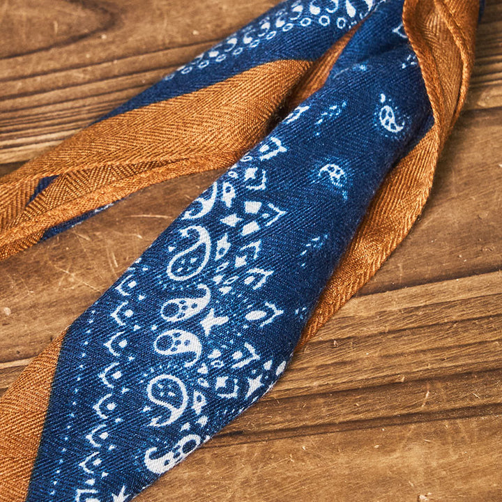 Retro Contrasting Cashew Patterned Pocket Square With Flower Buckle - image 6