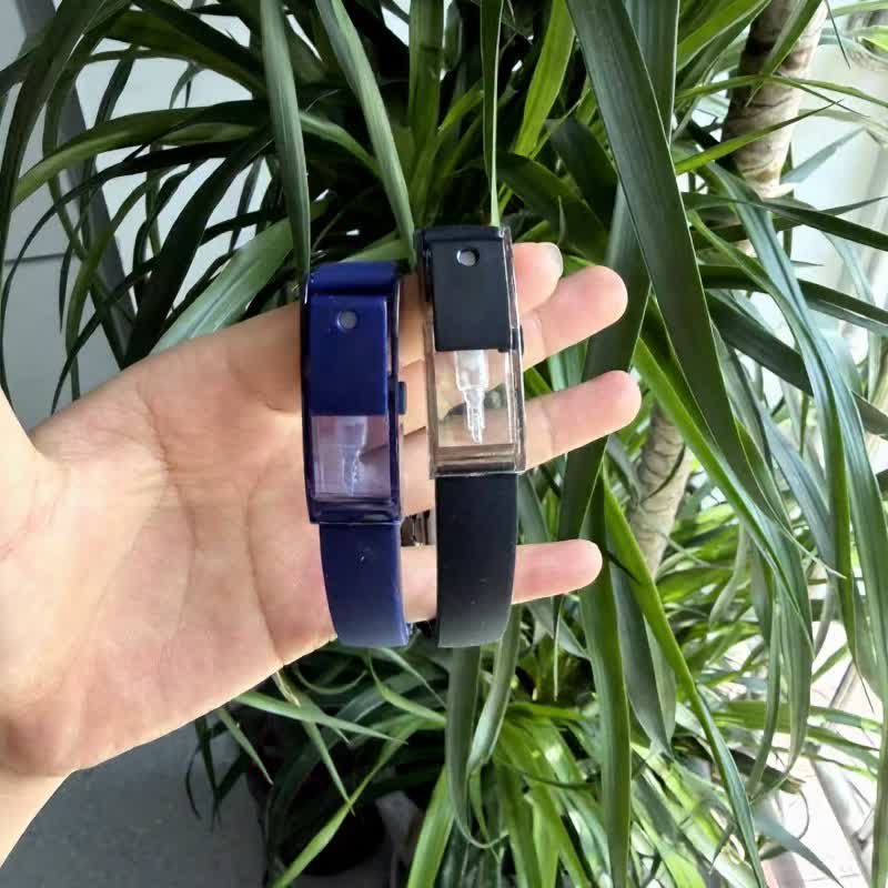 Portable Perfume Refillable Fragrance Spray Bracelet - image 1