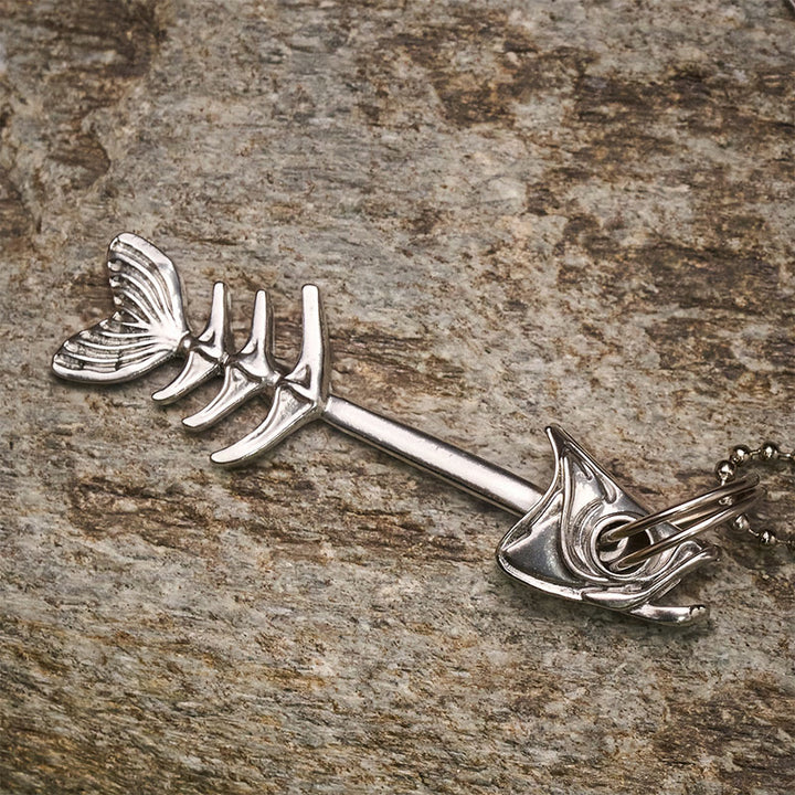 EDC Detachable Fish Bone & Mini Fish Shaped Utility Knife Keychain - image 4