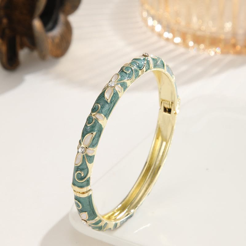 Gold‑Tone Enamel Clover Bangle Colorful Drip‑Oil Bracelet for Women - Flowing sand green - image 4