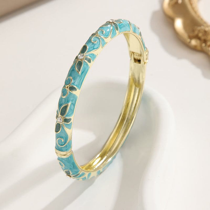 Gold‑Tone Enamel Clover Bangle Colorful Drip‑Oil Bracelet for Women - Light Blue - image 6