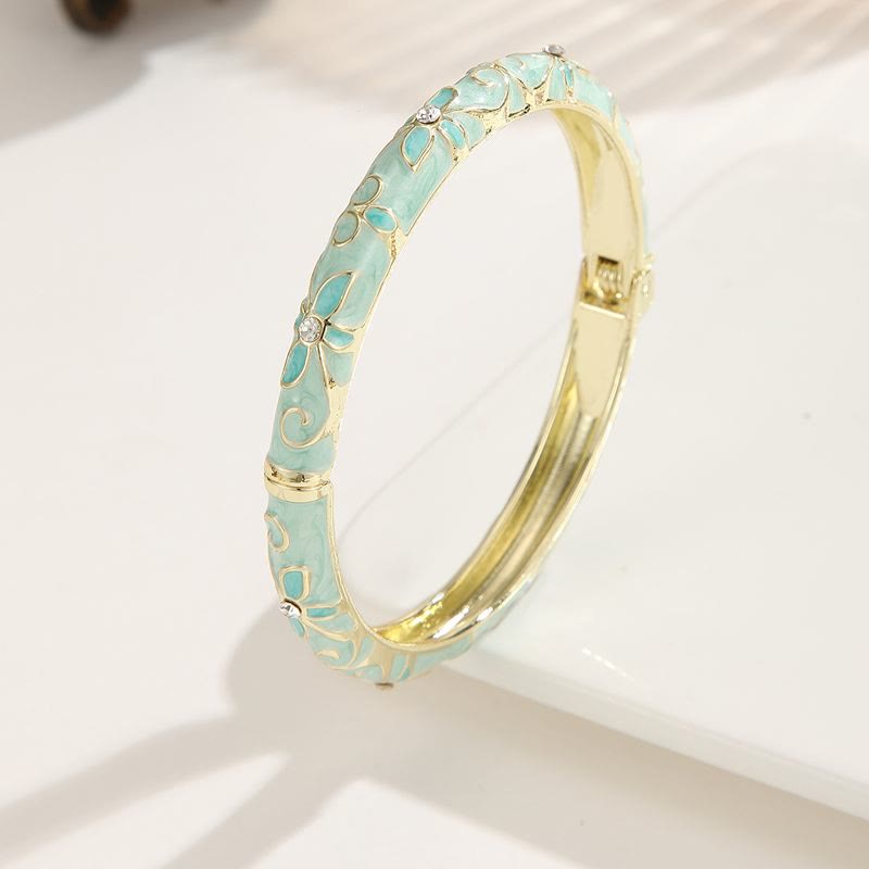 Gold‑Tone Enamel Clover Bangle Colorful Drip‑Oil Bracelet for Women - Light Green - image 3