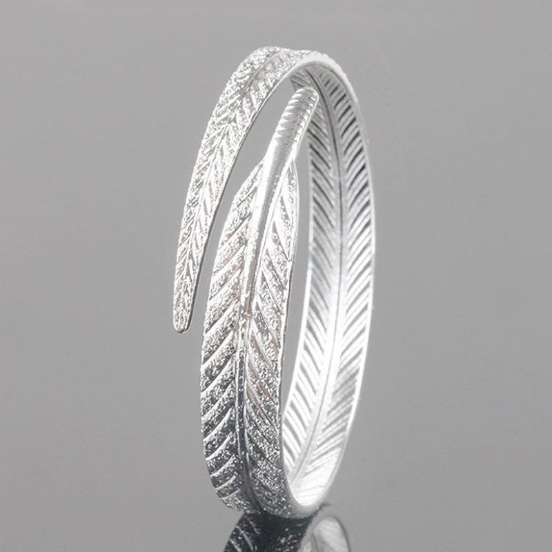 Vintage Feather Open Cuff Bangle Adjustable Silver‑Tone Bracelet for Women - image 0