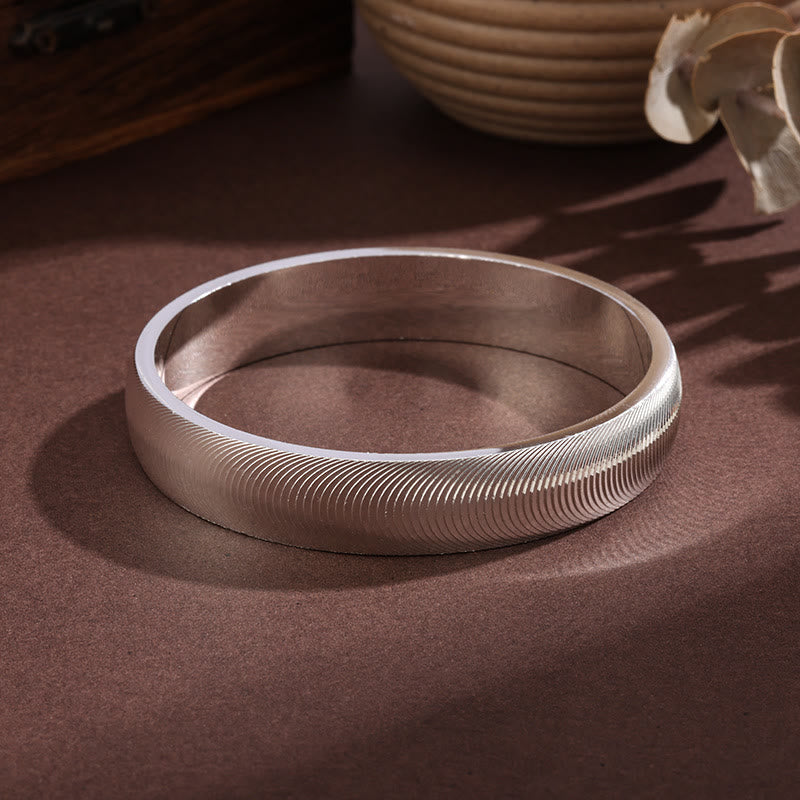Wide‑Width Cat Eye Closed Bangle, Vintage Polished Bracelet for Women - image 3