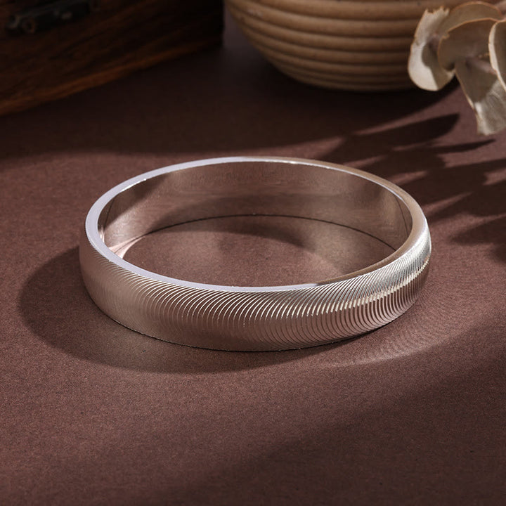 Wide‑Width Cat Eye Closed Bangle, Vintage Polished Bracelet for Women - image 3