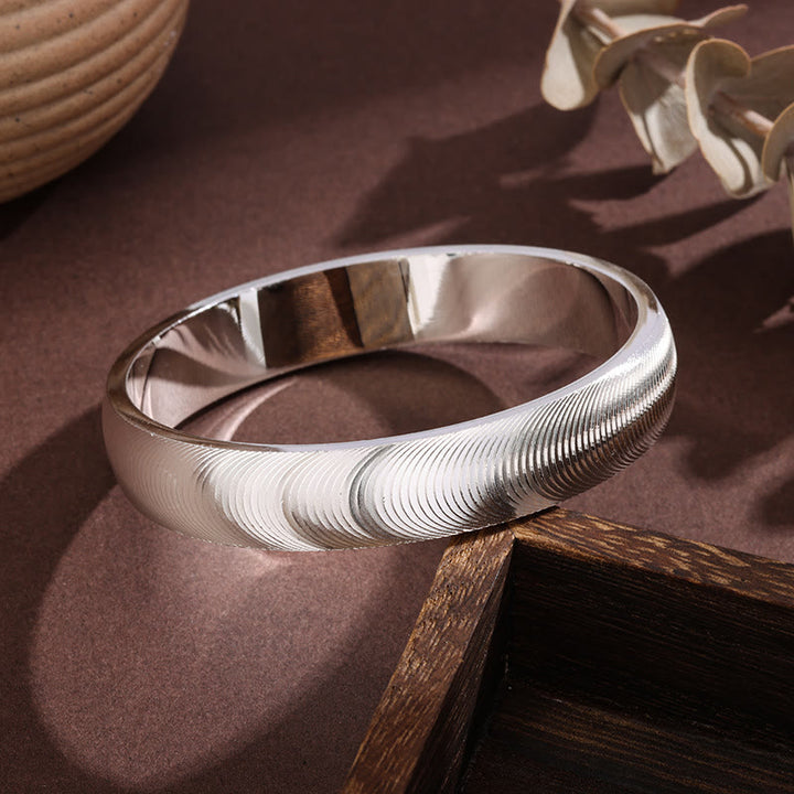 Wide‑Width Cat Eye Closed Bangle, Vintage Polished Bracelet for Women - image 2