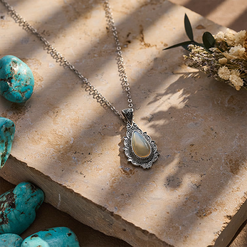 Vintage Filigree Teardrop Moonstone Pendant Necklace - image 4