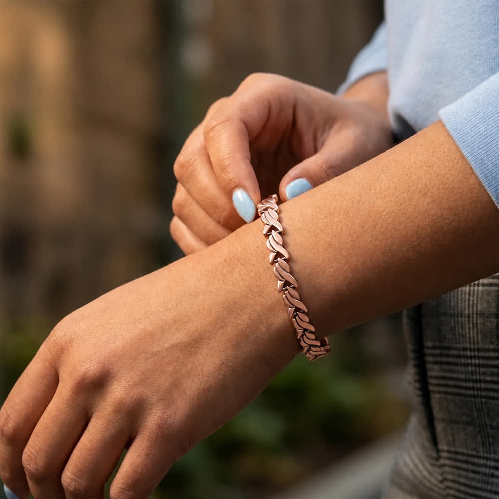 Wheat Fish-Shaped Magnetic Chain Bracelet With Link Removal Tool - image 1