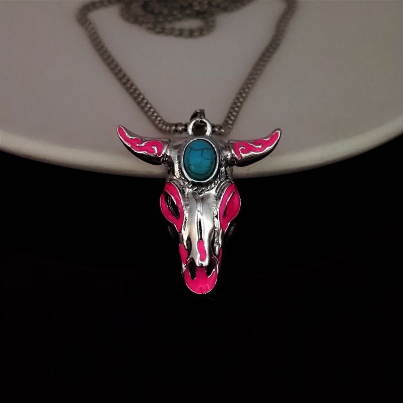 Men's Vintage Western Glow in the Dark Bull Skull Necklace - Rose - image 7