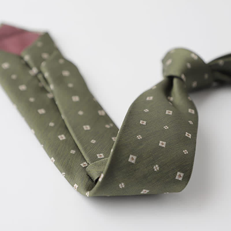 Men's Quiet Spring Green Necktie