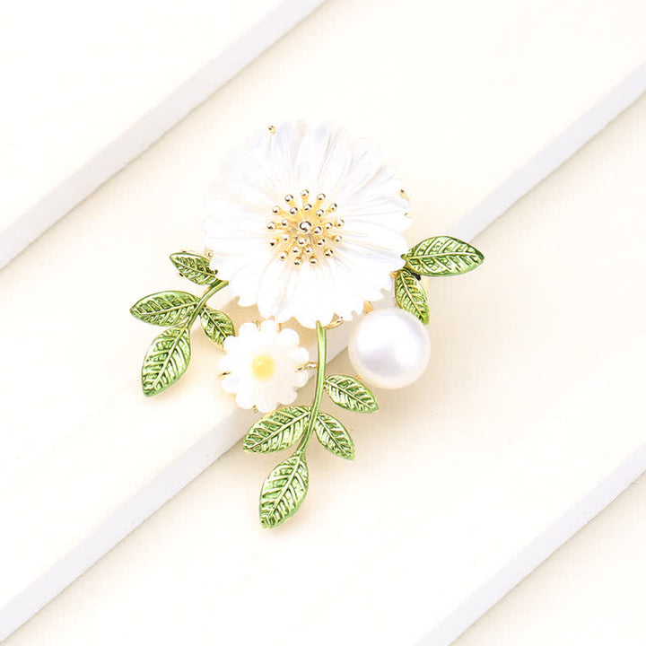 Women's Romantic Daisy Shell Pearl Brooch