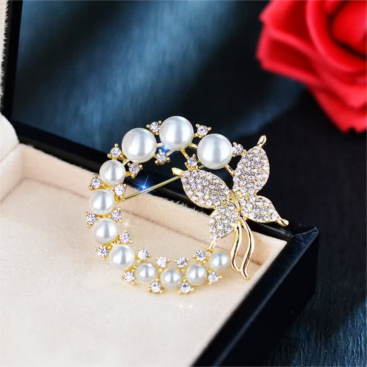 Women's Golden Butterfly Pearl Wreath Brooch