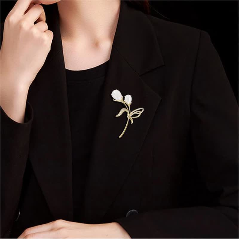 Women's Exquisite Tulip Pearl Brooch