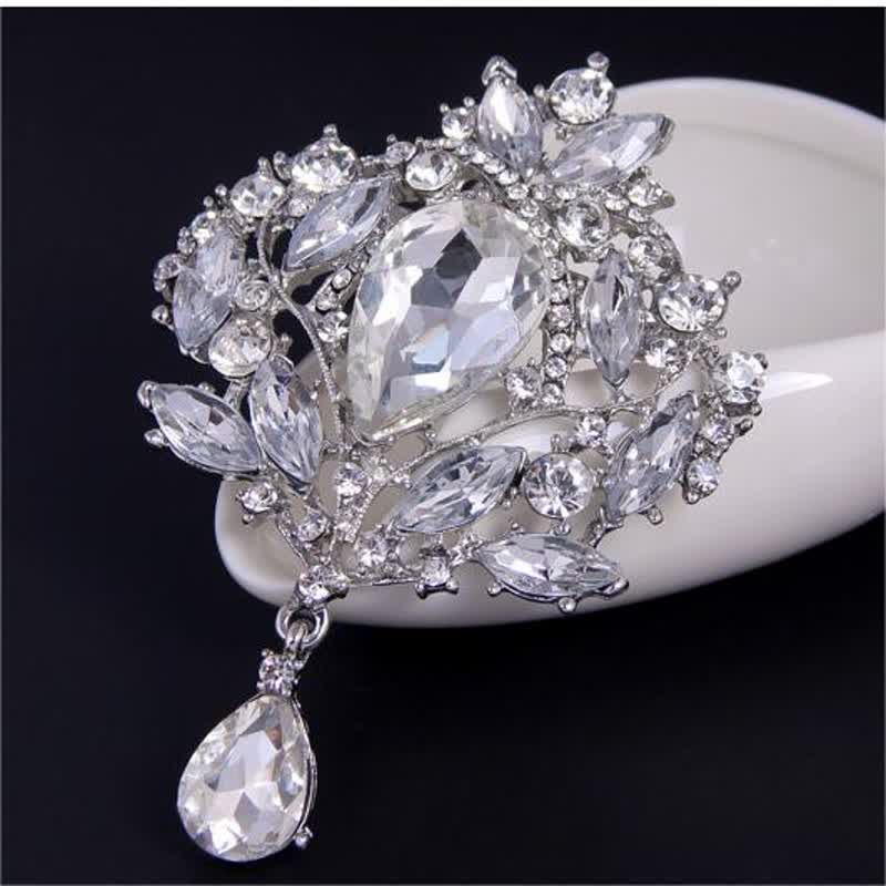 Women's Shiny Floral Bud Waterdrop Brooch