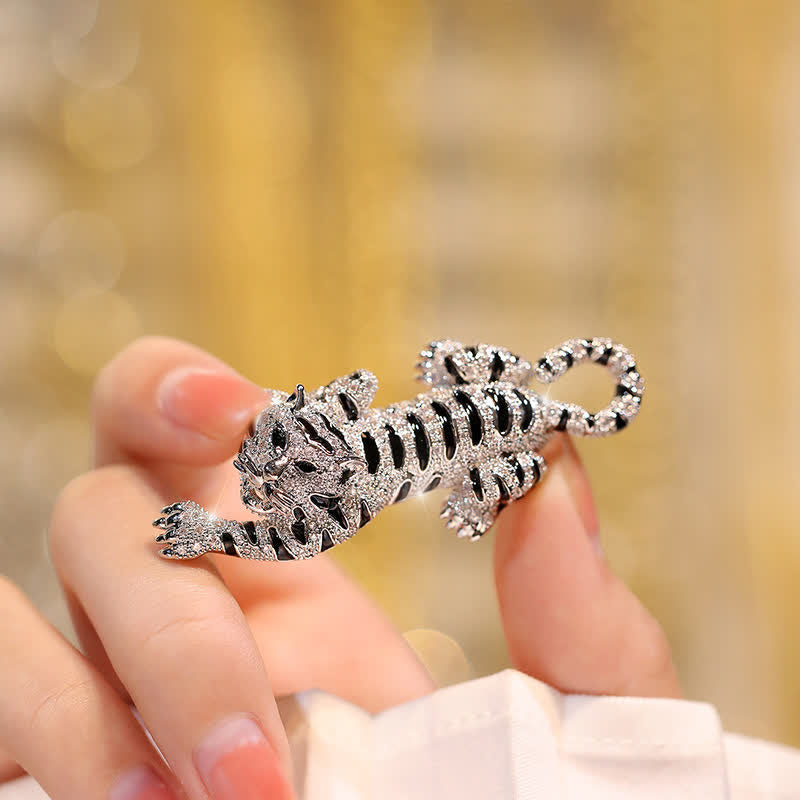 Men's Sultry Climbing Tiger Brooch - image 0